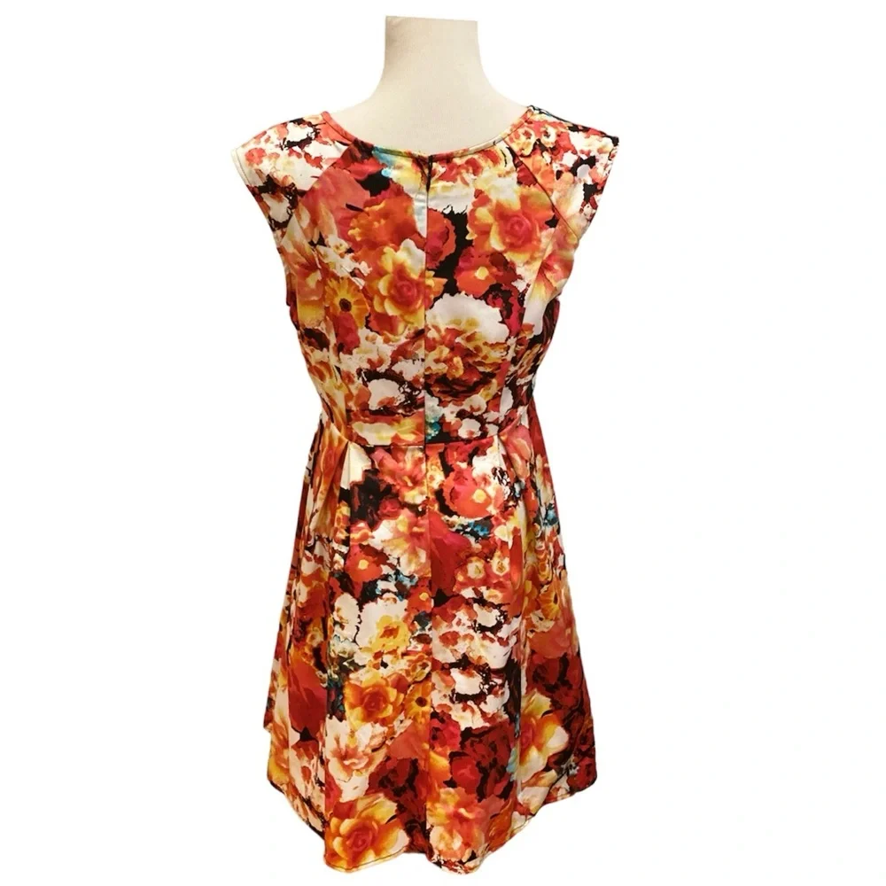 NWT Liz Claiborne Floral Fit Flare Dress Multicolor Sleeveless 8 Red Pink